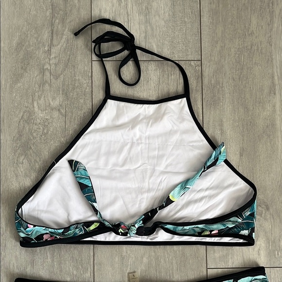 CUPSHE Tropical Leaf Print Swimsuit Bikini Set, Size L - Picture 9 of 9